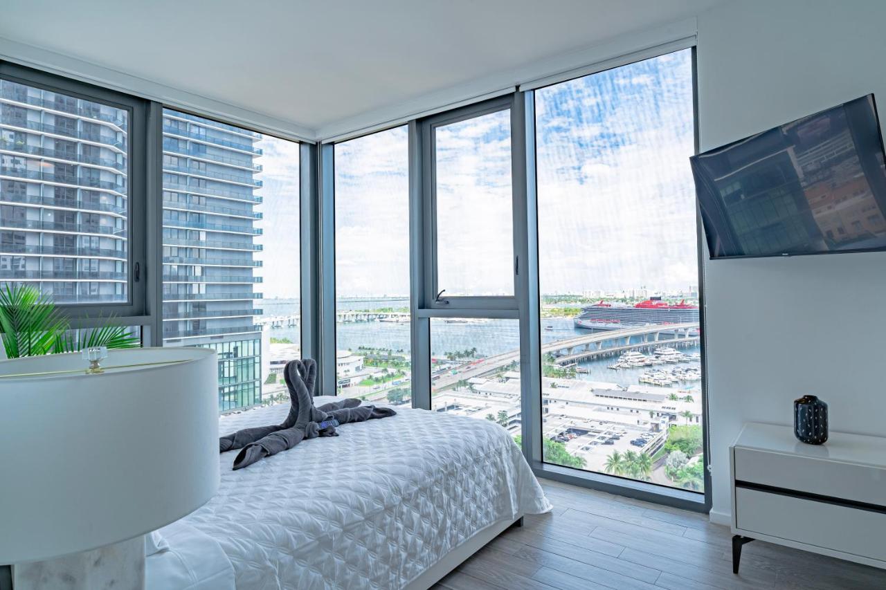 Luxurious 2-Bed Apartment With Breathtaking Bay Views!! Маями Екстериор снимка