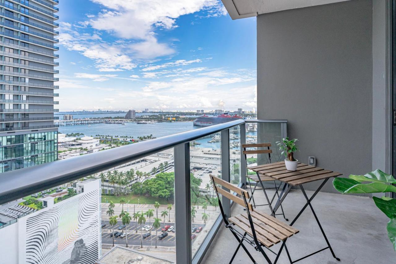 Luxurious 2-Bed Apartment With Breathtaking Bay Views!! Маями Екстериор снимка