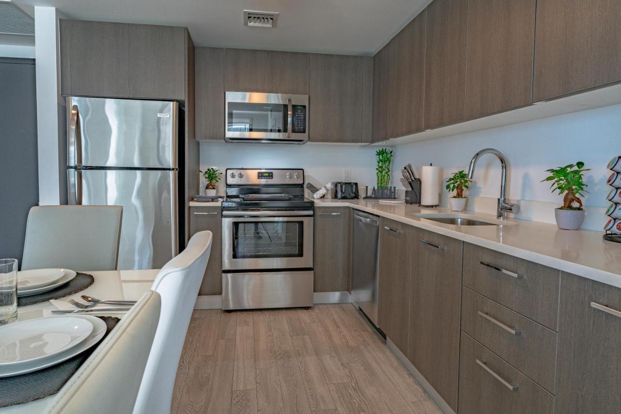 Luxurious 2-Bed Apartment With Breathtaking Bay Views!! Маями Екстериор снимка