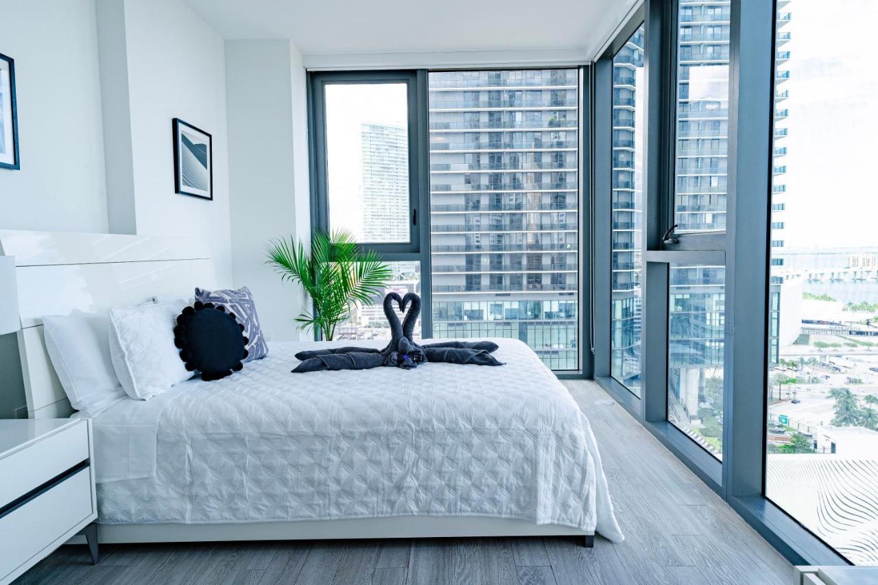 Luxurious 2-Bed Apartment With Breathtaking Bay Views!! Маями Екстериор снимка
